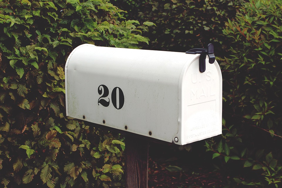 Czemu służy mailing tradycyjny?