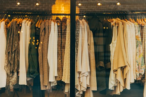 Jak założyć sklep z używaną odzieżą?